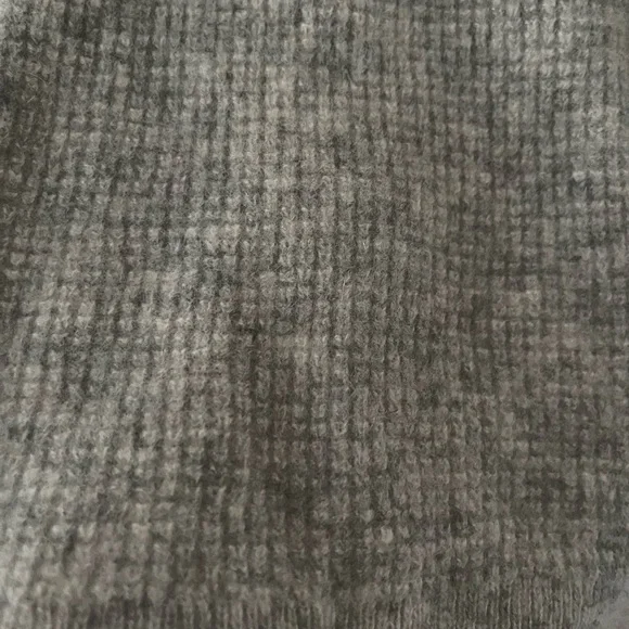 J. Crew Women's 100% cashmere Gray Sweater - Picture 6 of 7